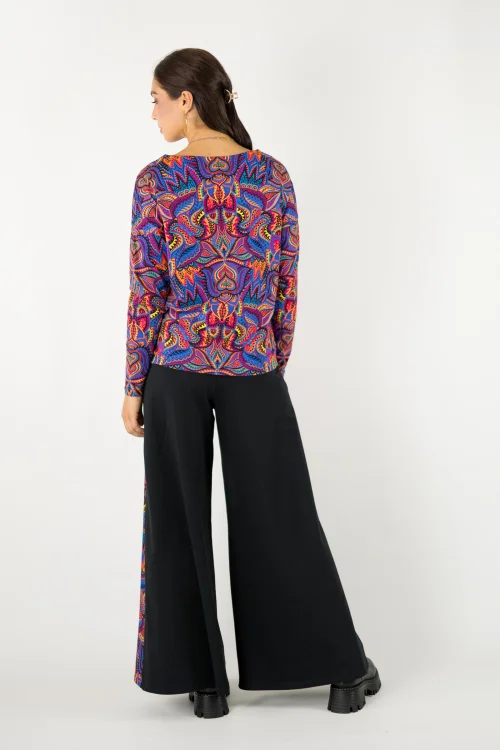 bluzka kolorowa trapezowa  i spodnie czarne z kolorową wstawką i szydełkową koronką kolekcja MEXICO violet marka VIPPI design (2).jpg