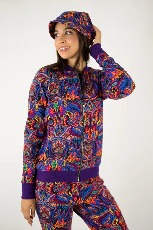 bluza-bomberka-ściągacze-fioletowe-i-czapka-z-daszkiem-kolekcja--MEXICO-violet-marka-VIPPI-design-3.jpg