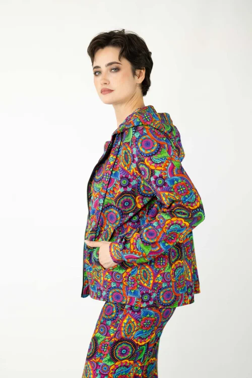 bluza-z-kontrą--kolekcja-BLISS-marka-Vippi-design-4.jpg