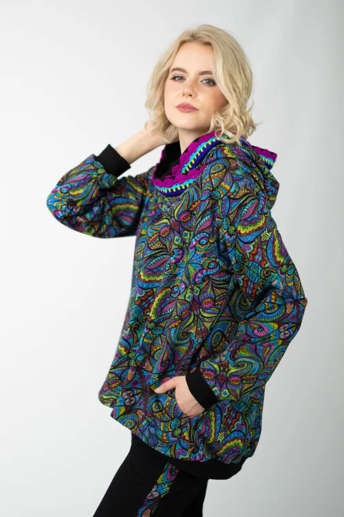 bluza luźna z kapturemi szydełkową koronką kieszenie  kolekcja MIST marka VIPPI design (13)+.jpg