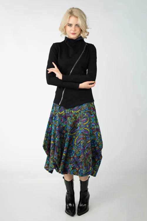 bluza czarna asymetryczna zapinana na zamek i spodnica midi origami kiesznie  kolekcja MIST marka VIPPI design   (3).jpg