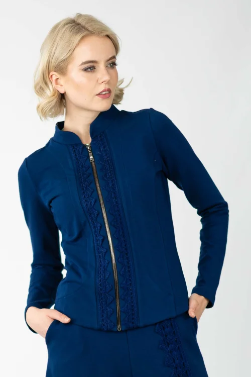 bluza-bomberka-granatowa-z-szydełkową-koronką-na-kapturze---kolekcja-KGart-marka-VIPPI-design--10.jpg