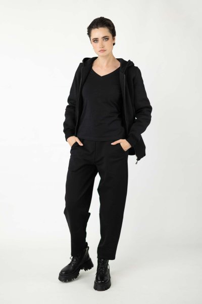 Spodnie czarne o kroju balloon "BASIC"