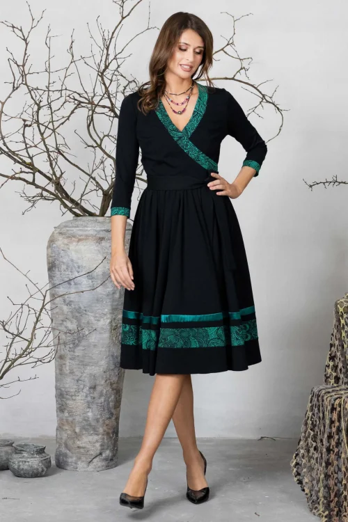sukienka-midi-kopertowa-czarna-AZURE-vippi-design-8.jpg