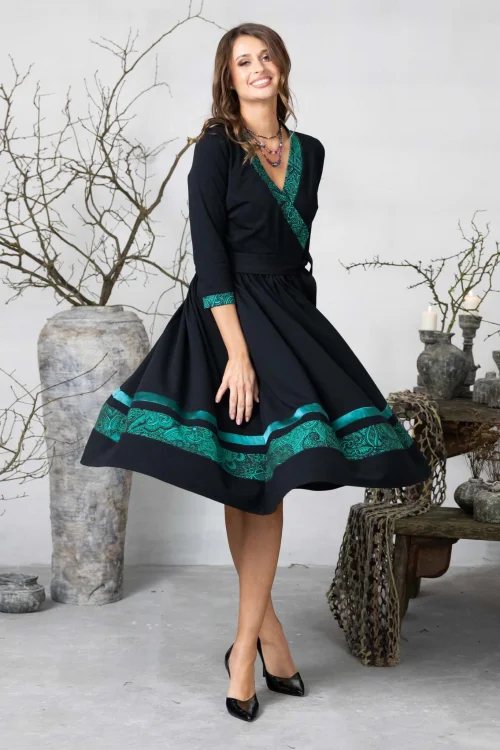 sukienka-midi-kopertowa-czarna-AZURE-vippi-design-6.jpg