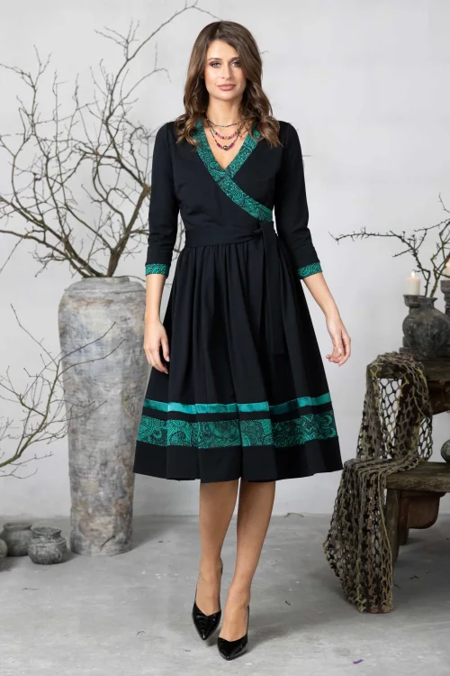 sukienka-midi-kopertowa-czarna-AZURE-vippi-design-2.jpg