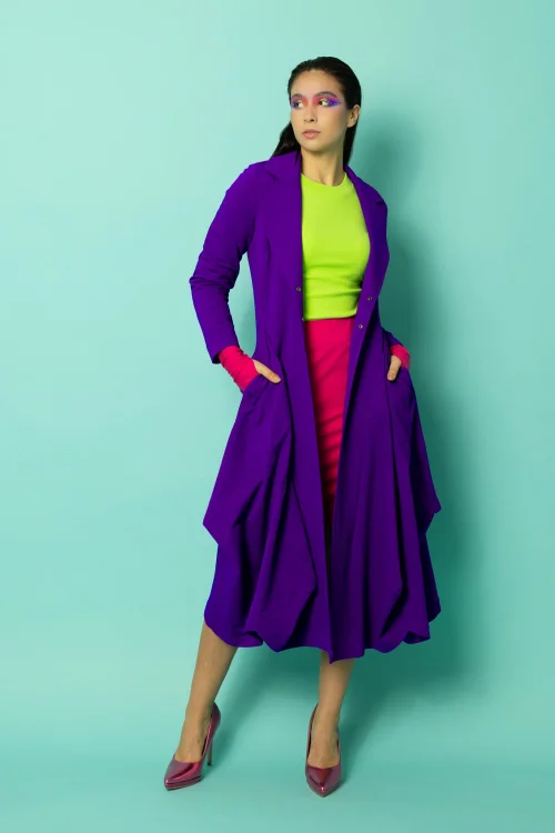 płaszcz origami fiolet bluzka limonkowa -marka-VIPPI-design (8).jpg