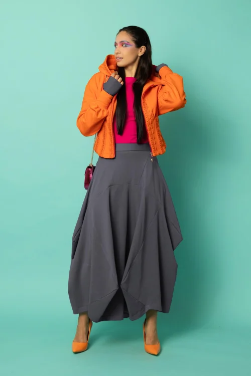 bluza gorsetowa  z szydełkową koronką kolekcja KGart i spodnica długa origami szara CRAZY BASIC marka VIPPI DESIGN (2).jpg