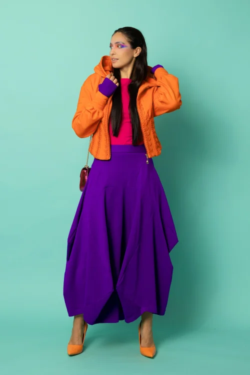 bluza gorsetowa pomarańzowa z szydełkowymi koronkami kolekcja KGart  i spódnica długa origami fioletowa kolekcja CRAZY BASIC marka VIPPI DESIGN (1).jpg