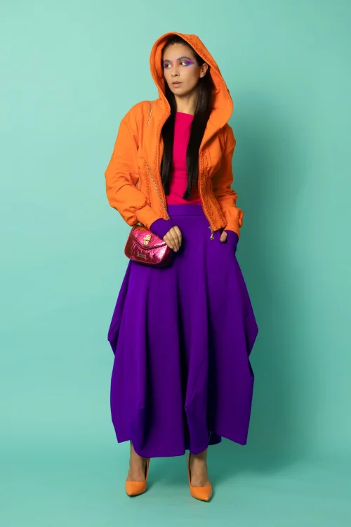 bluza gorsetowa pomarańzowa z szydełkowymi koronkami kolekcja KGart  i spódnica długa origami fioletowa kolekcja CRAZY BASIC marka VIPPI DESIGN (7).jpg