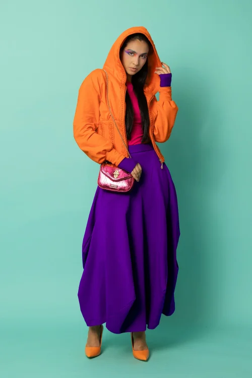 bluza gorsetowa pomarańzowa z szydełkowymi koronkami kolekcja KGart  i spódnica długa origami fioletowa kolekcja CRAZY BASIC marka VIPPI DESIGN (8).jpg