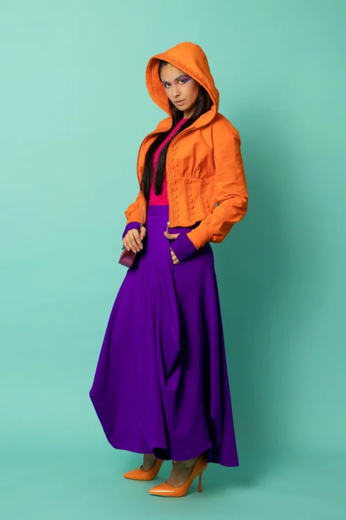 bluza gorsetowa pomarańzowa z szydełkowymi koronkami kolekcja KGart  i spódnica długa origami fioletowa kolekcja CRAZY BASIC marka VIPPI DESIGN (9).jpg