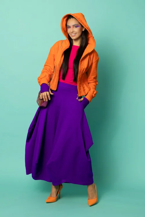 bluza gorsetowa pomarańzowa z szydełkowymi koronkami kolekcja KGart  i spódnica długa origami fioletowa kolekcja CRAZY BASIC marka VIPPI DESIGN (10).jpg