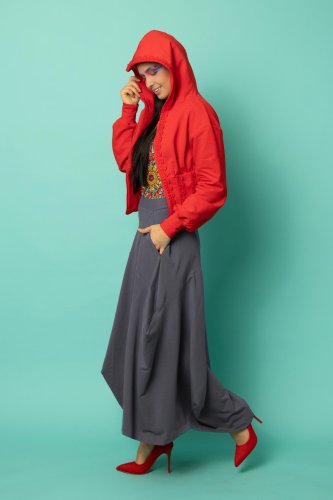 bluza gorsetowa  z szydełkową koronką kolekcja KGart i spodnica długa origami szara CRAZY BASIC marka VIPPI DESIGN (3).jpg