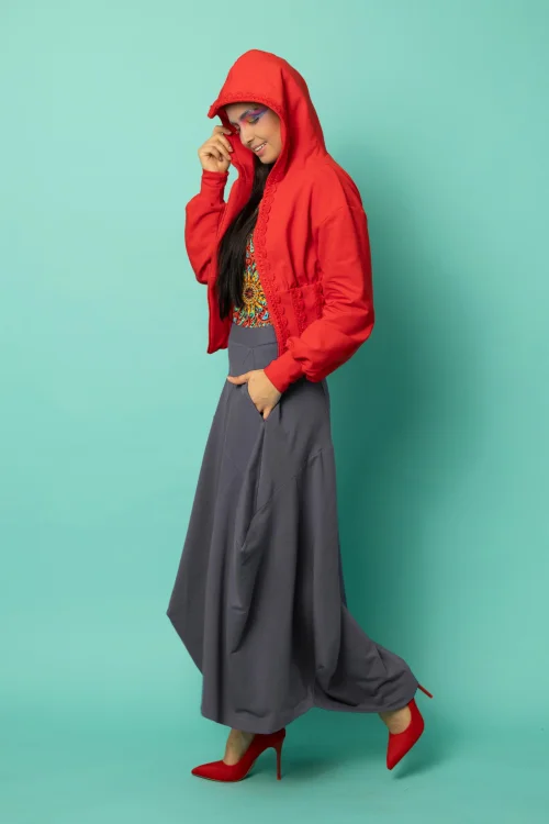 bluza gorsetowa  z szydełkową koronką kolekcja KGart i spodnica długa origami szara CRAZY BASIC marka VIPPI DESIGN (3).jpg