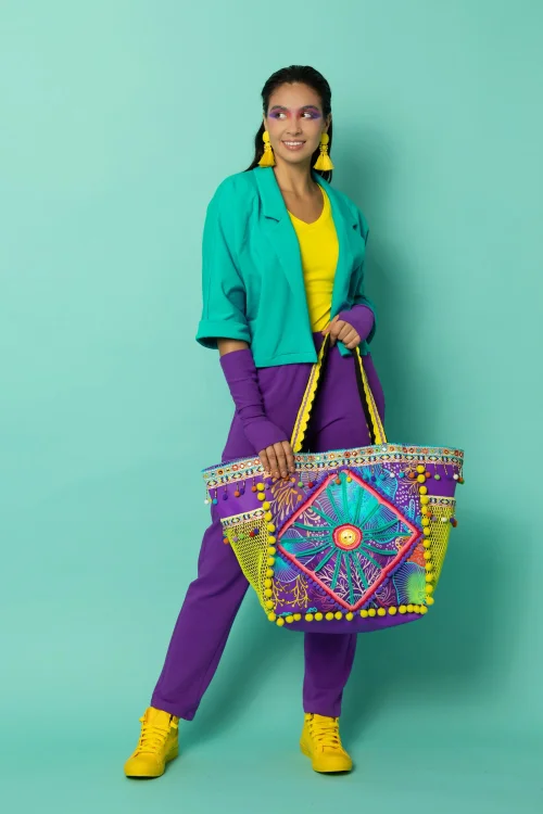 bluzka klasyczna krótki rękaw serek żołta mitenki długie jasny fiolet i żakiet luźny turkusczapka z daszkiem fiolet jasny kolekcja CRAZY BASIC torba handmade boho marka VIPPI DESIGN (3).jpg