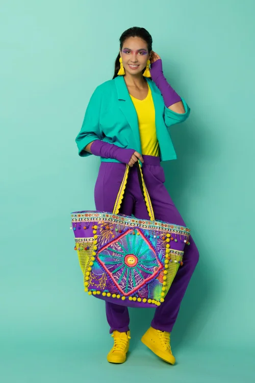 bluzka klasyczna krótki rękaw serek żołta mitenki długie jasny fiolet i żakiet luźny turkusczapka z daszkiem fiolet jasny kolekcja CRAZY BASIC torba handmade boho marka VIPPI DESIGN (5).jpg