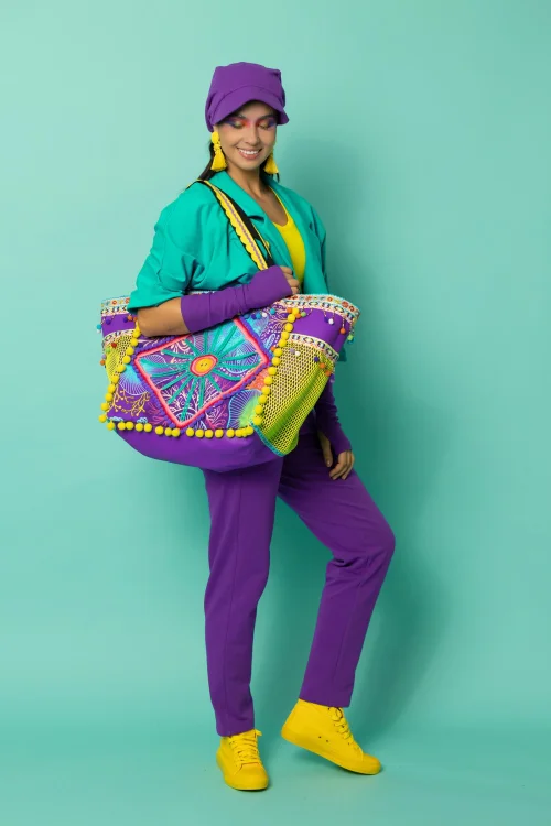 bluzka klasyczna krótki rękaw serek żołta mitenki długie jasny fiolet i żakiet luźny turkusczapka z daszkiem fiolet jasny kolekcja CRAZY BASIC torba handmade boho marka VIPPI DESIGN (9).jpg