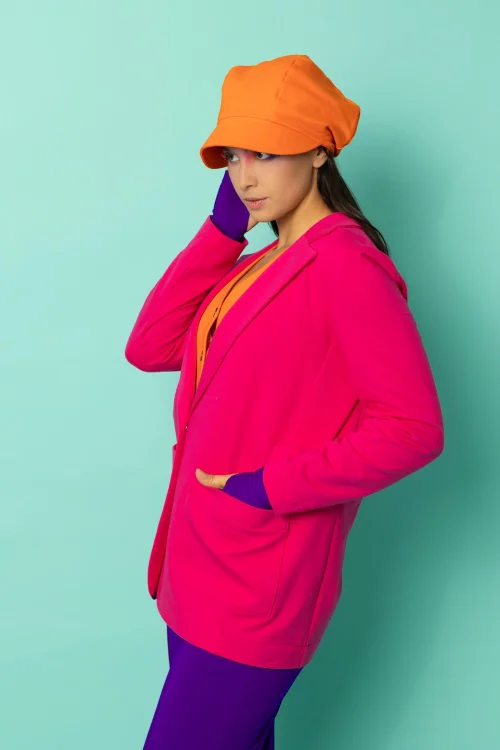 marynarka rożowa kamizelka pomarańczowa czapka z daszkiem pomarańczowa mitenki fioletowe kolekcja CRAZY BASIC marka VIPPI DESIGN (7).jpg
