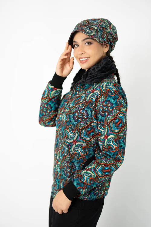 czapka z daszkiem i bluza ocieplana z golfem kolekcja INDI blue marka VIPPI DESIGN  (3).jpg