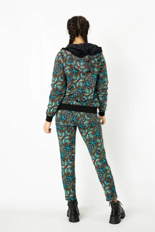 bluzka klasyczna petrolowa BASIC i spodnie z mankietami i bluza ocieplana z kapturem  kolekcja INDI blue marka VIPPI DESIGN  (1).jpg