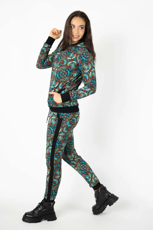 bluza z kapturem i kieszeniami i spodnie z lampasami kolekcja INDI blue marka VIPPI DESIGN   (3).jpg