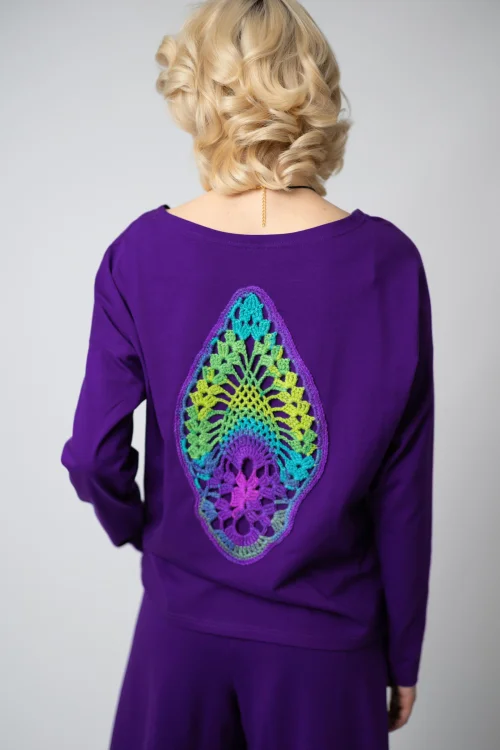 bluzka z aplikacją szydełkową na tyle -marka-VIPPI-DESIGN (2).jpg
