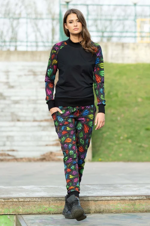 bluzka czarna reglanowa sportowa i spodnie sportowe z lampasami kolekcja WIND grey marka VIPPI DESIGN  (9).jpg