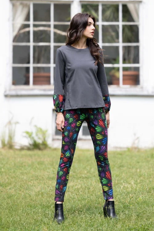 bluzka luzna szara z kolorowymi mankietami  w gumke i spodnie klasyczne kolorowe kolekcja WIND grey marka VIPPI DESIGN (4).jpg