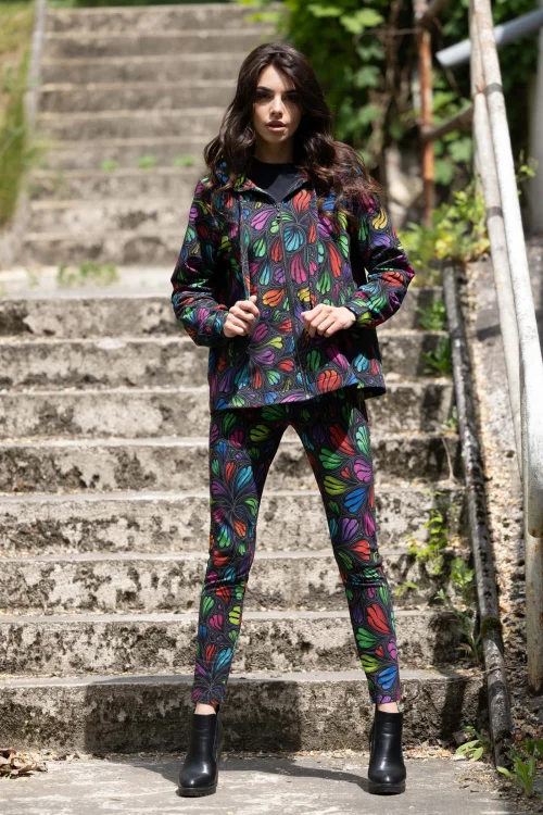 bluza lużna z kontra z tyłu kolorowa  i spodnie klasyczne kolorowe kolekcja WIND grey marka VIPPI DESIGN (9).jpg