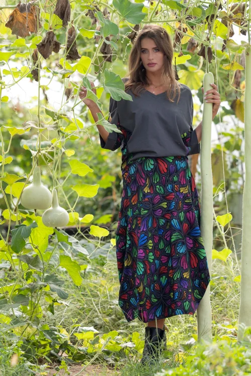 spodnica origami kolorowa i bluzka szara kimonowa kolekcja WIND grey marka VIPPI DESIGN (9).jpg