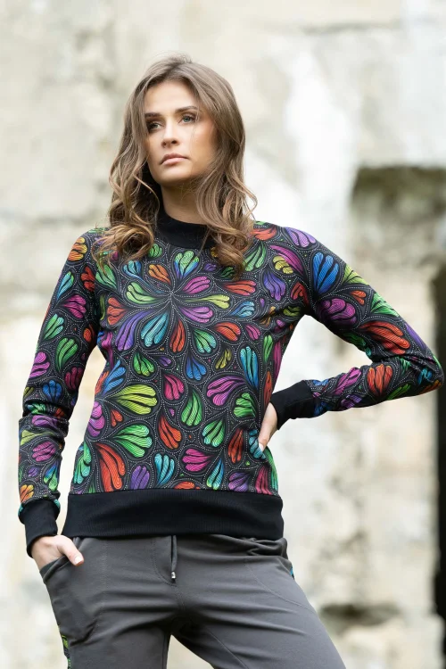 bluzka kolorowa reglanowa sportowa i spodnie szare z lampasami kolekcja WIND grey marka VIPPI DESIGN   (13).jpg