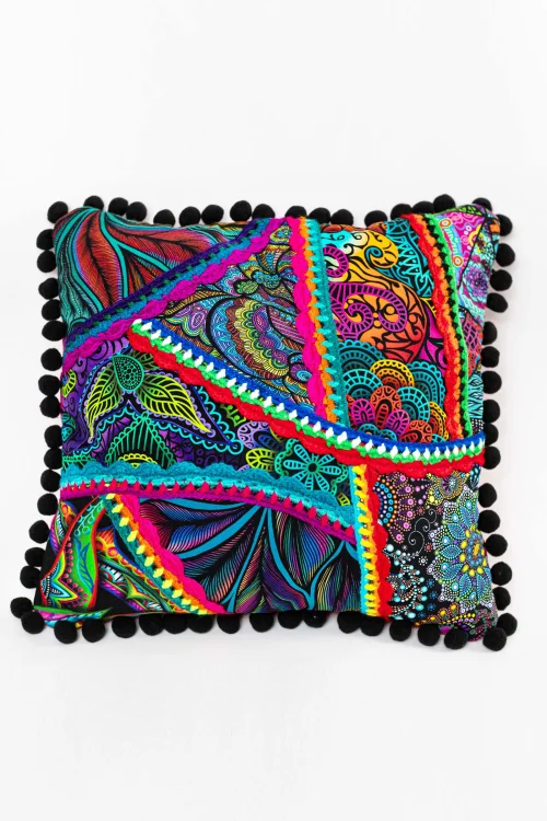 Poduszka-KGart-patchwork-marka-VIPPI-DESIGN-1.jpg