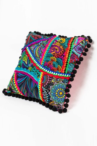 Poduszka-KGart-patchwork-marka-VIPPI-DESIGN-1a.jpg