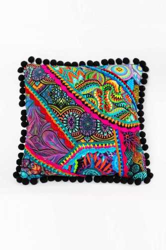 Poduszka-KGart-patchwork-marka-VIPPI-DESIGN-rozmiar-S-2.jpg