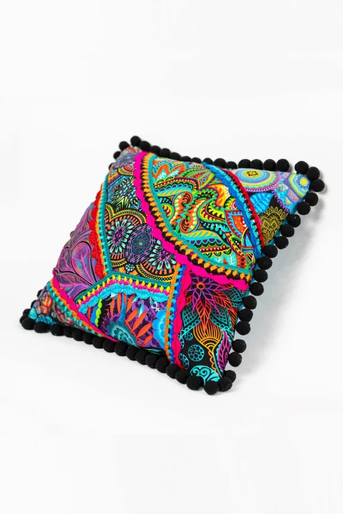Poduszka-KGart-patchwork-marka-VIPPI-DESIGN-rozmiar-S-2a.jpg