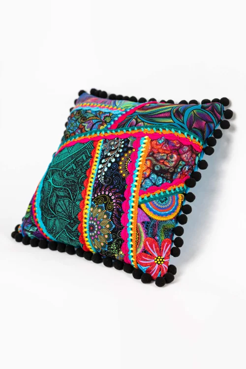Poduszka-KGart-patchwork-marka-VIPPI-DESIGN-rozmiar-S-6a.jpg