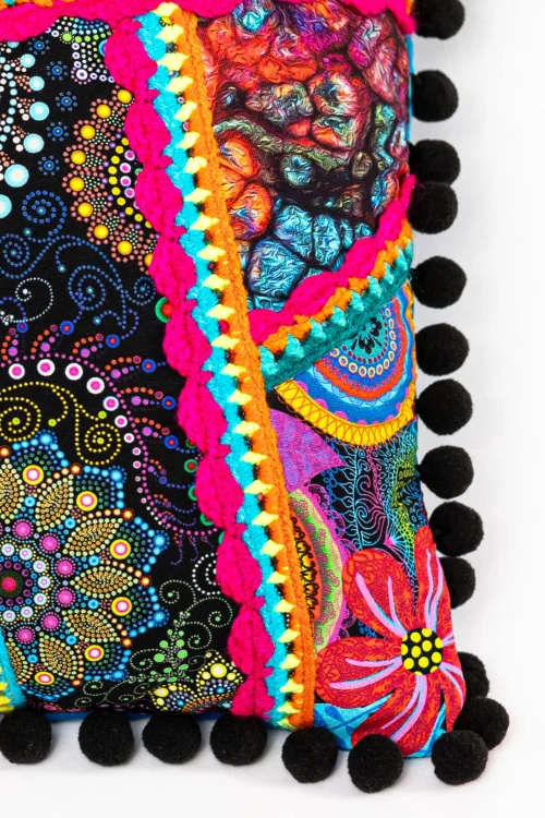 Poduszka-KGart-patchwork-marka-VIPPI-DESIGN-rozmiar-S-6b.jpg