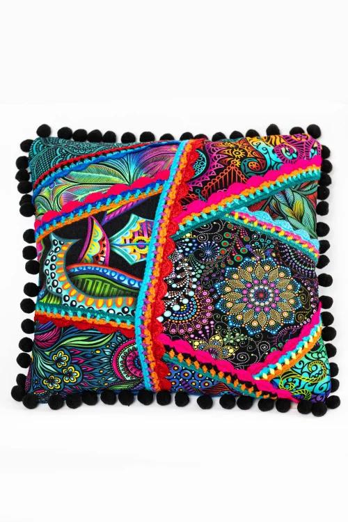 Poduszka-KGart-patchwork-marka-VIPPI-DESIGN-rozmiar-S-9.jpg