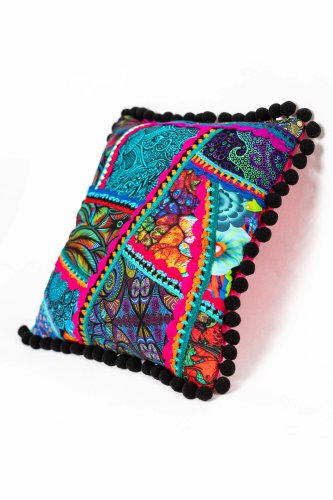 Poduszka-KGart-patchwork-marka-VIPPI-DESIGN-rozmiar-S-12b.jpg