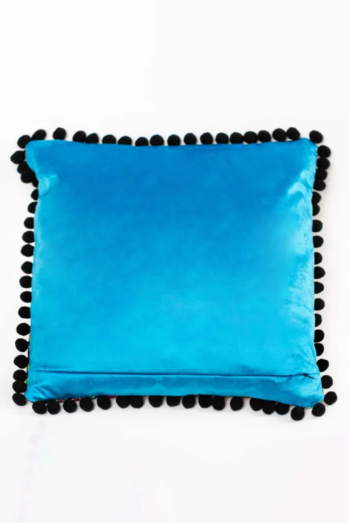 Poduszka-KGart-patchwork-marka-VIPPI-DESIGN-rozmiar-M-2d.jpg