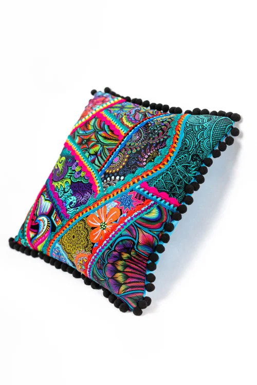 Poduszka-KGart-patchwork-marka-VIPPI-DESIGN-rozmiar-L--9c.jpg