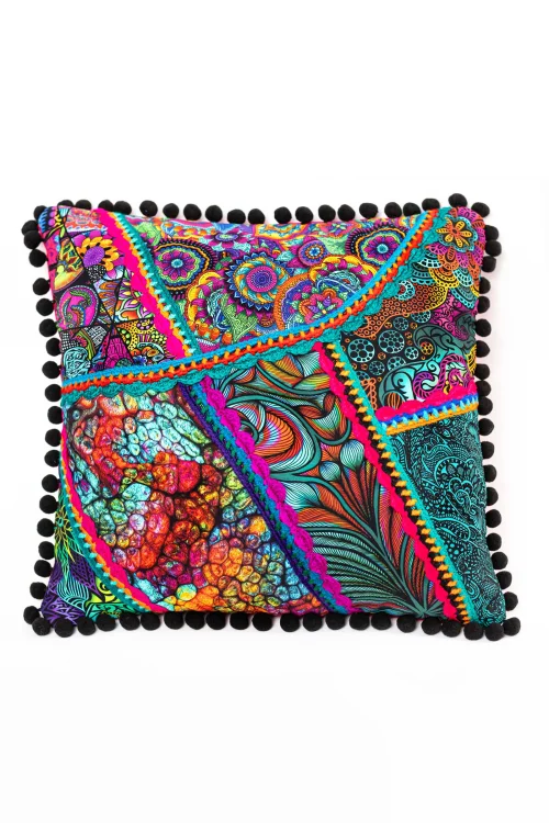 Poduszka-KGart-patchwork-marka-VIPPI-DESIGN-rozmiar-L--10.jpg