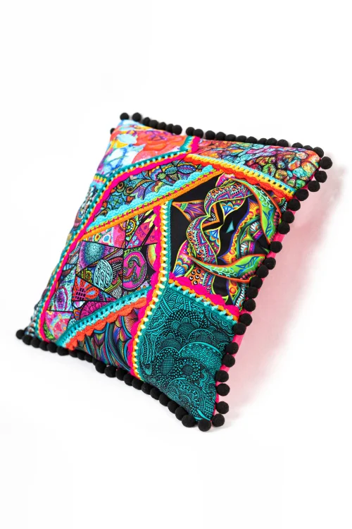 Poduszka-KGart-patchwork-marka-VIPPI-DESIGN-rozmiar-L--11c.jpg