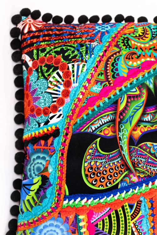 Poduszka-KGart-patchwork-marka-VIPPI-DESIGN-rozmiar-L--12b.jpg