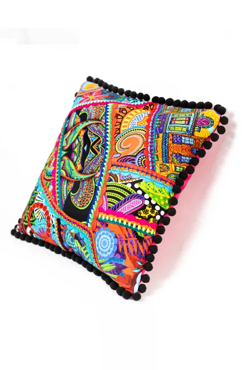 Poduszka-KGart-patchwork-marka-VIPPI-DESIGN-rozmiar-L--12c.jpg