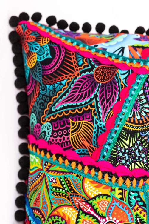 Poduszka-KGart-patchwork-marka-VIPPI-DESIGN-rozmiar-L--13b.jpg