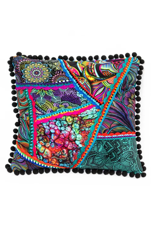 Poduszka-KGart-patchwork-marka-VIPPI-DESIGN-rozmiar-L--5.jpg