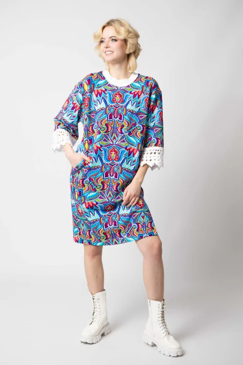 sukienka mini luźna z szydełkowymi mankietami kolekcja MEXICO white marka VIPPI DESIGN (1).jpg