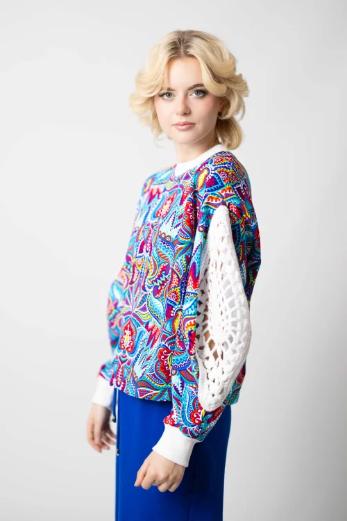 bluza chakolorowa z szydełkowymi wstawkami na rękawzch  kolekcja MEXICO marka VIPPI DESIGN  (2).jpg